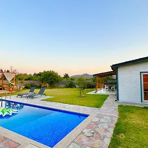 Bi Akdeniz Tatil Evi